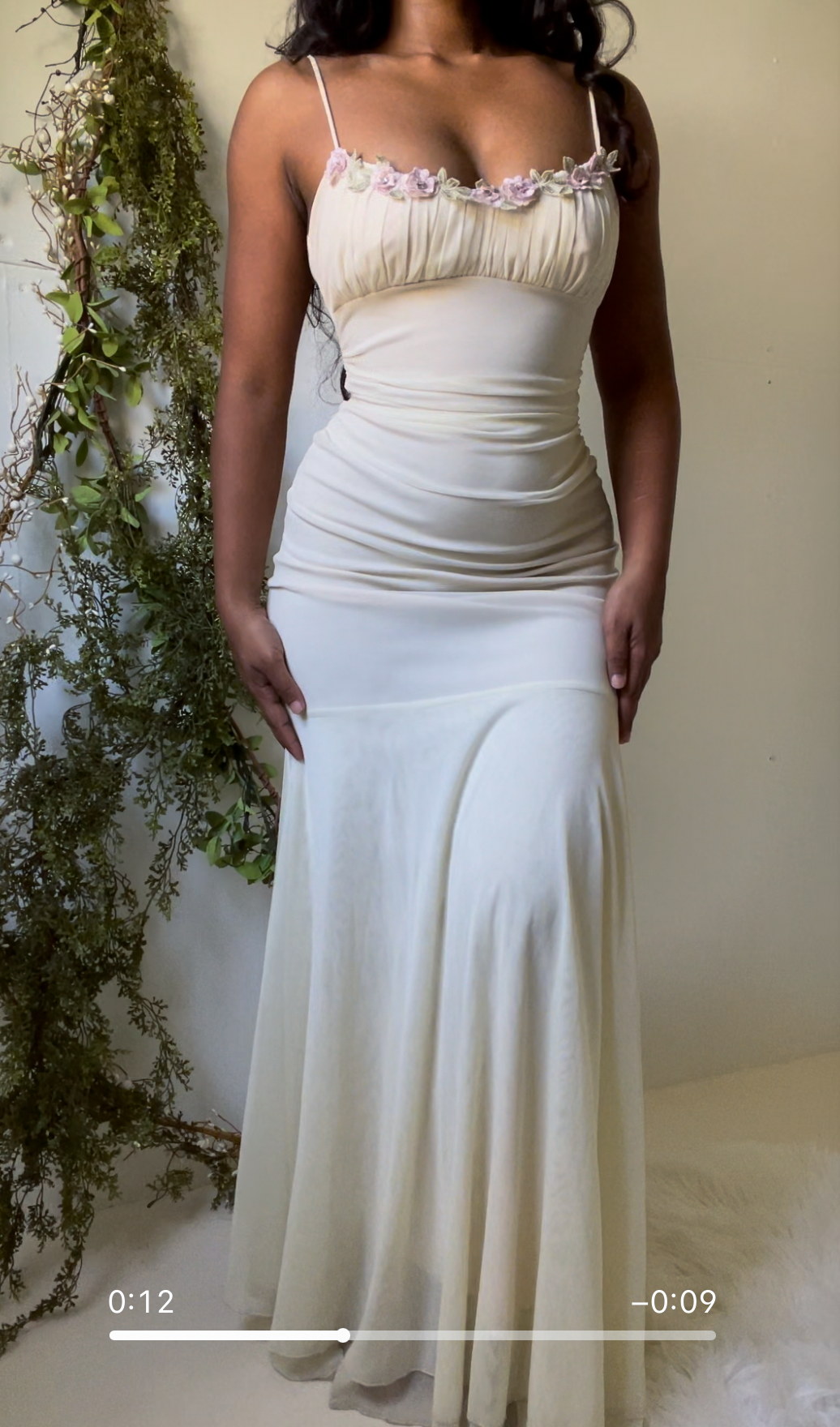 Vintage Y2K Cream Ruched Fairy Gown (XS/S)