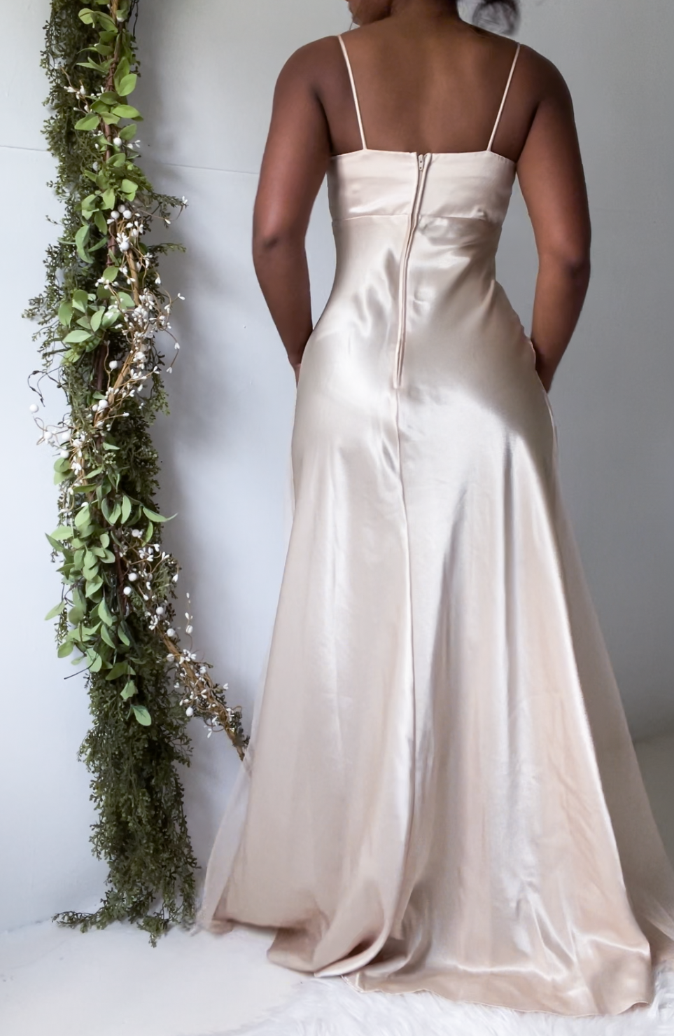 Vintage Y2K Champagne Split Front Gown (S/M)