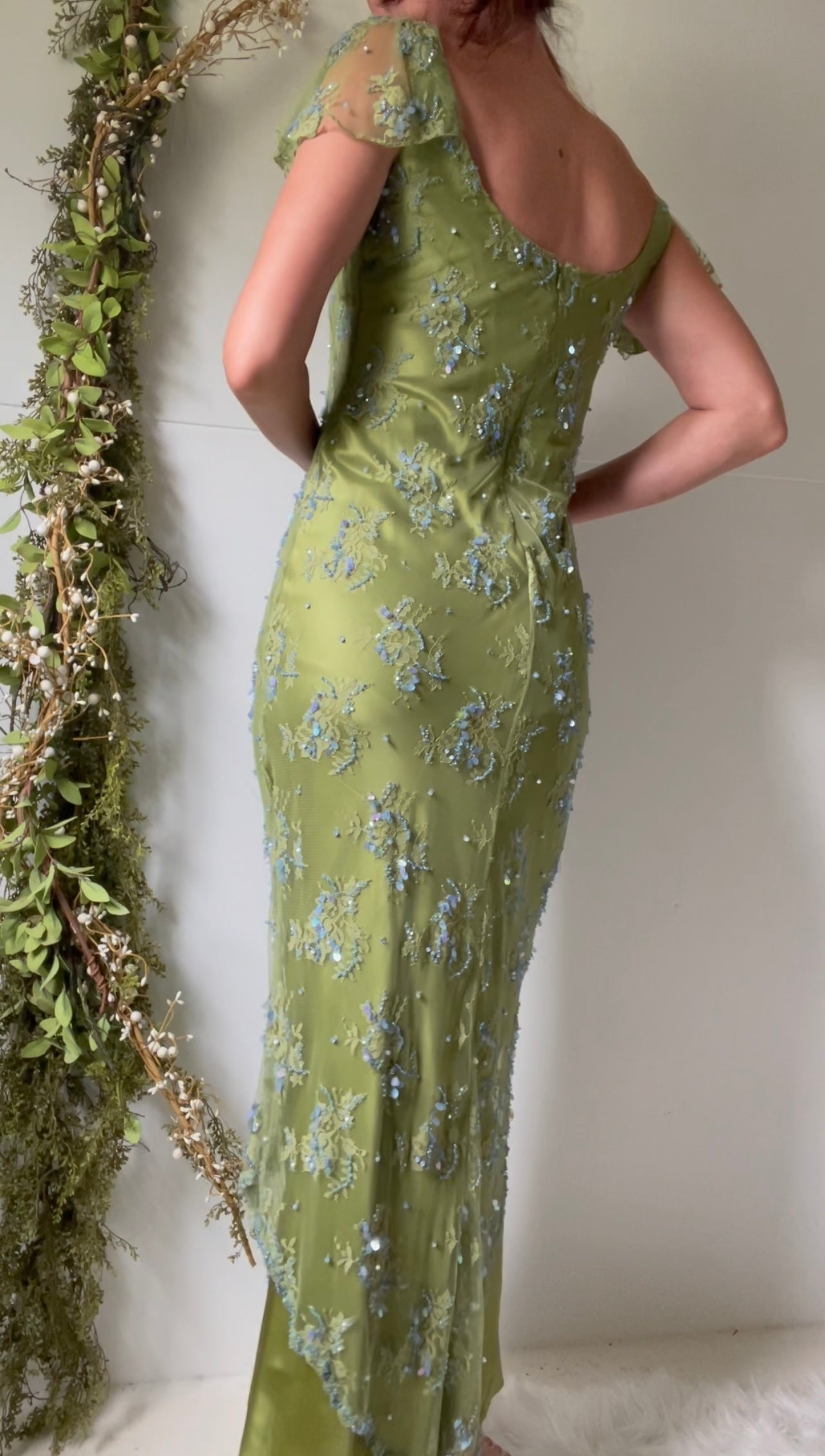 Vintage rare 🧚 beaded layered green gown