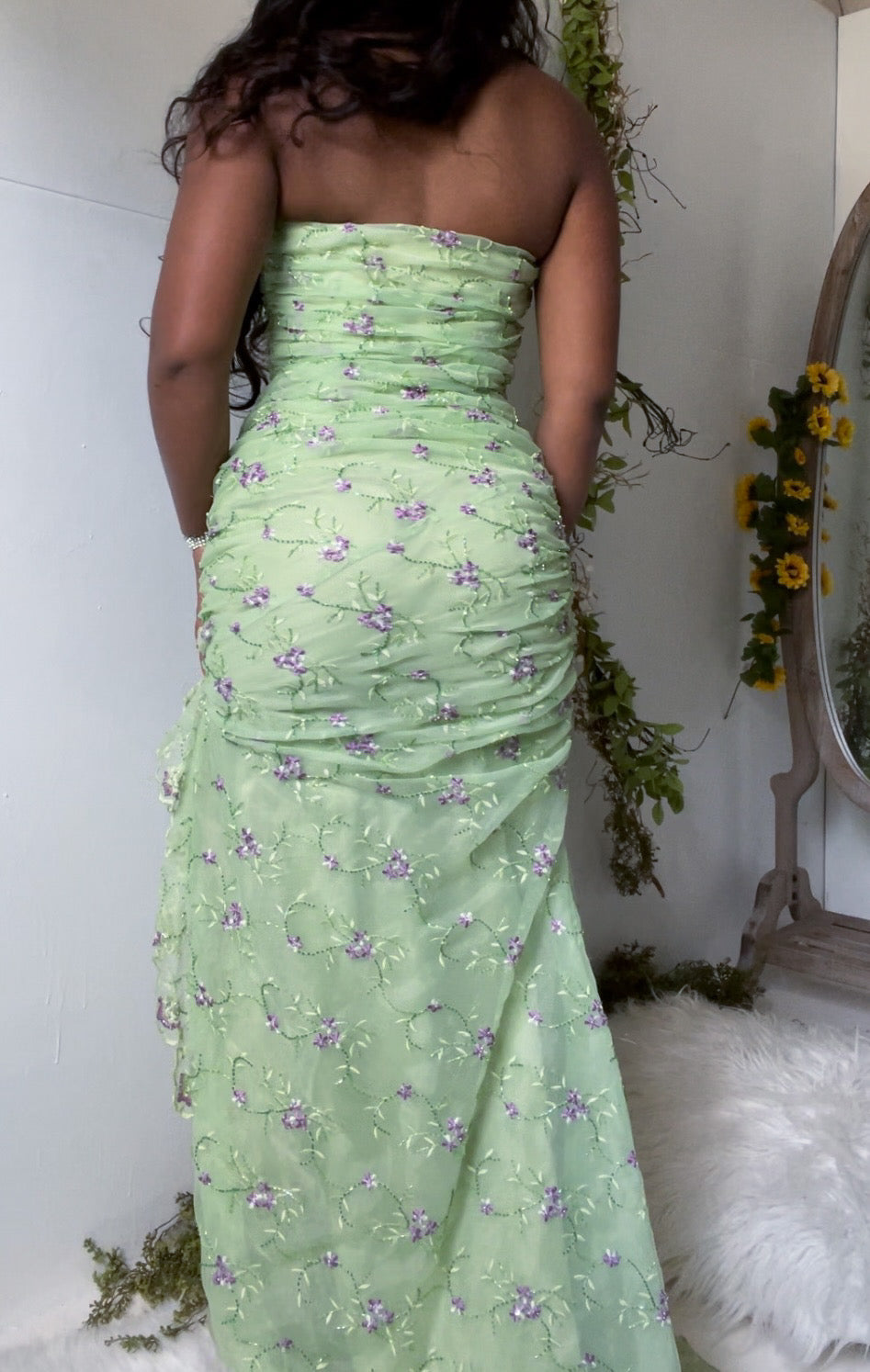 Vintage Y2K Embroidered Ruched Dress (XS)